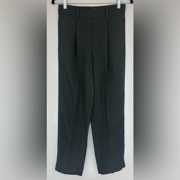 ⭐️ Vince Olive Green Pleated Straight Leg Pull On Stretch Waist Pants Size XS - Picture 1 of 7
